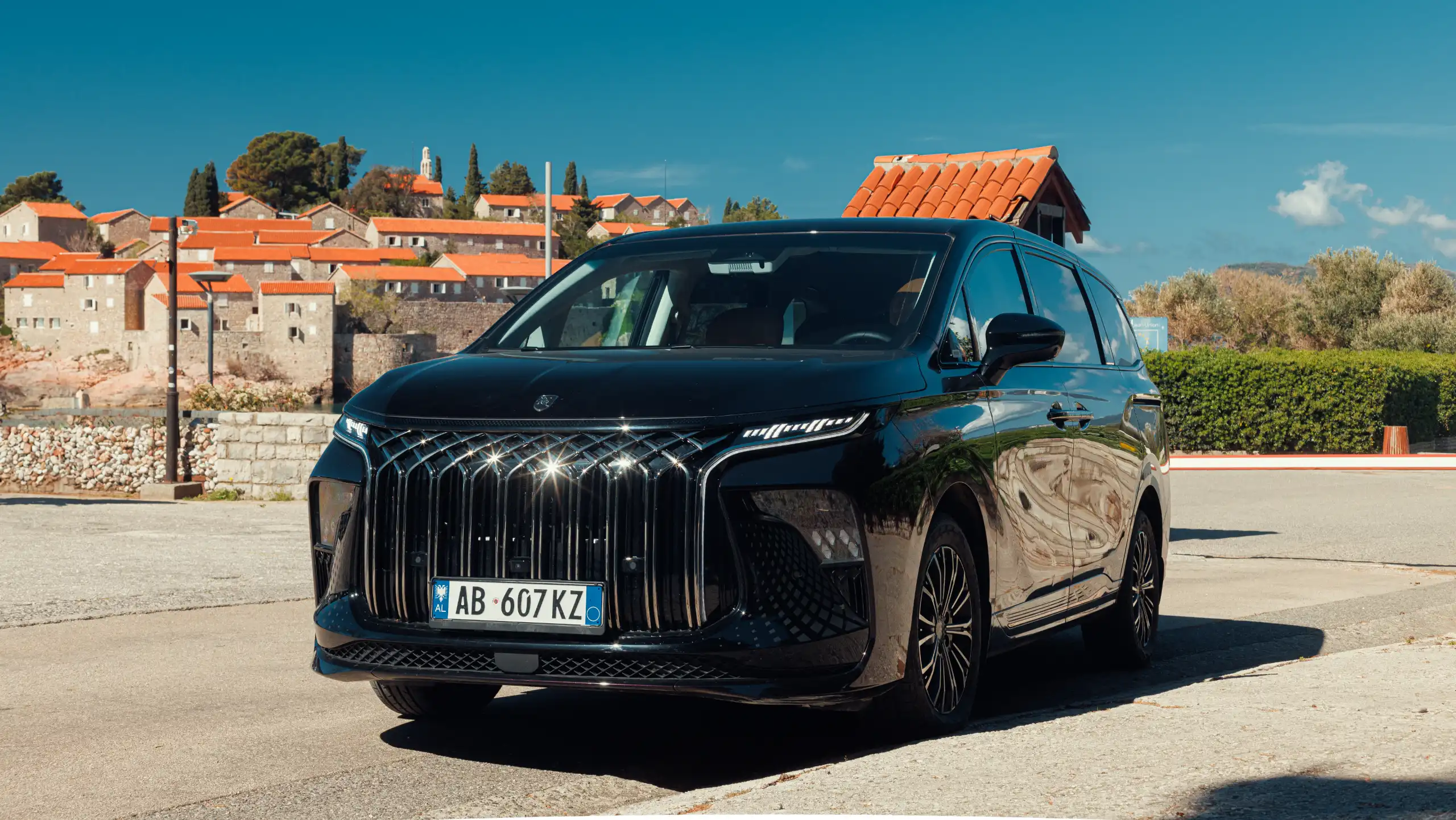 Dongfeng U Tour V9 PHEV